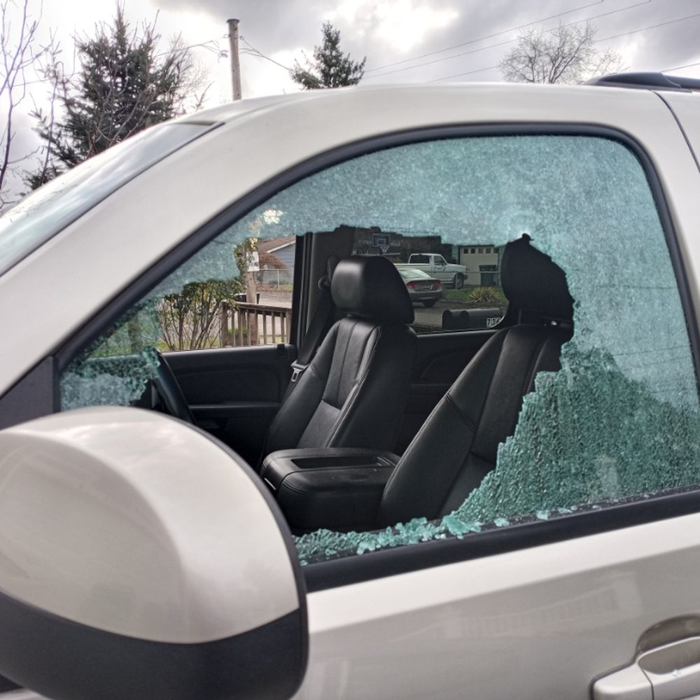 broken door glass, back glass, quarter glass, vent glass call saferide auto glass